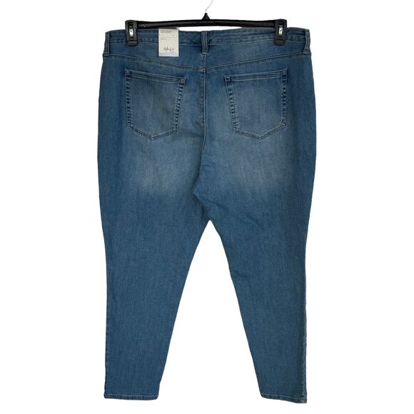 Style & Co SZ 22W Curvy Skinny Jeans Mid-Rise Medium Wash Stretch Whiskered Blue - Picture 3 of 10